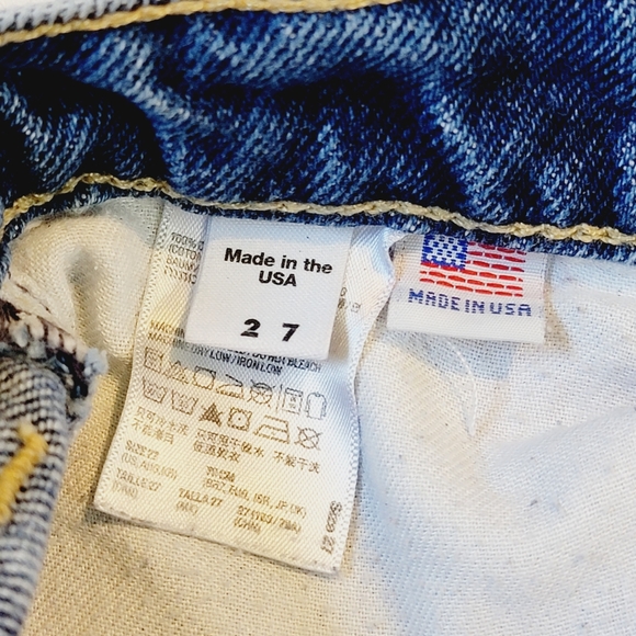 American Apparel Size 27 Denim Mom High Rise Waist Blue Denim Short Made in USA. - Picture 5 of 7